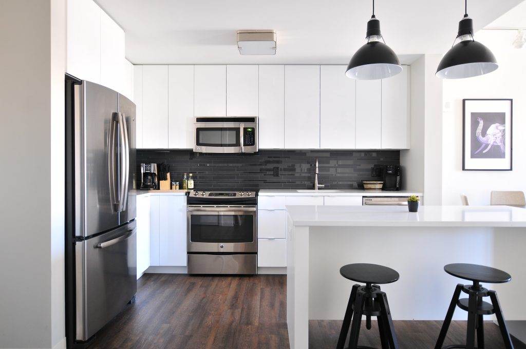 repair kitchen cabinets
